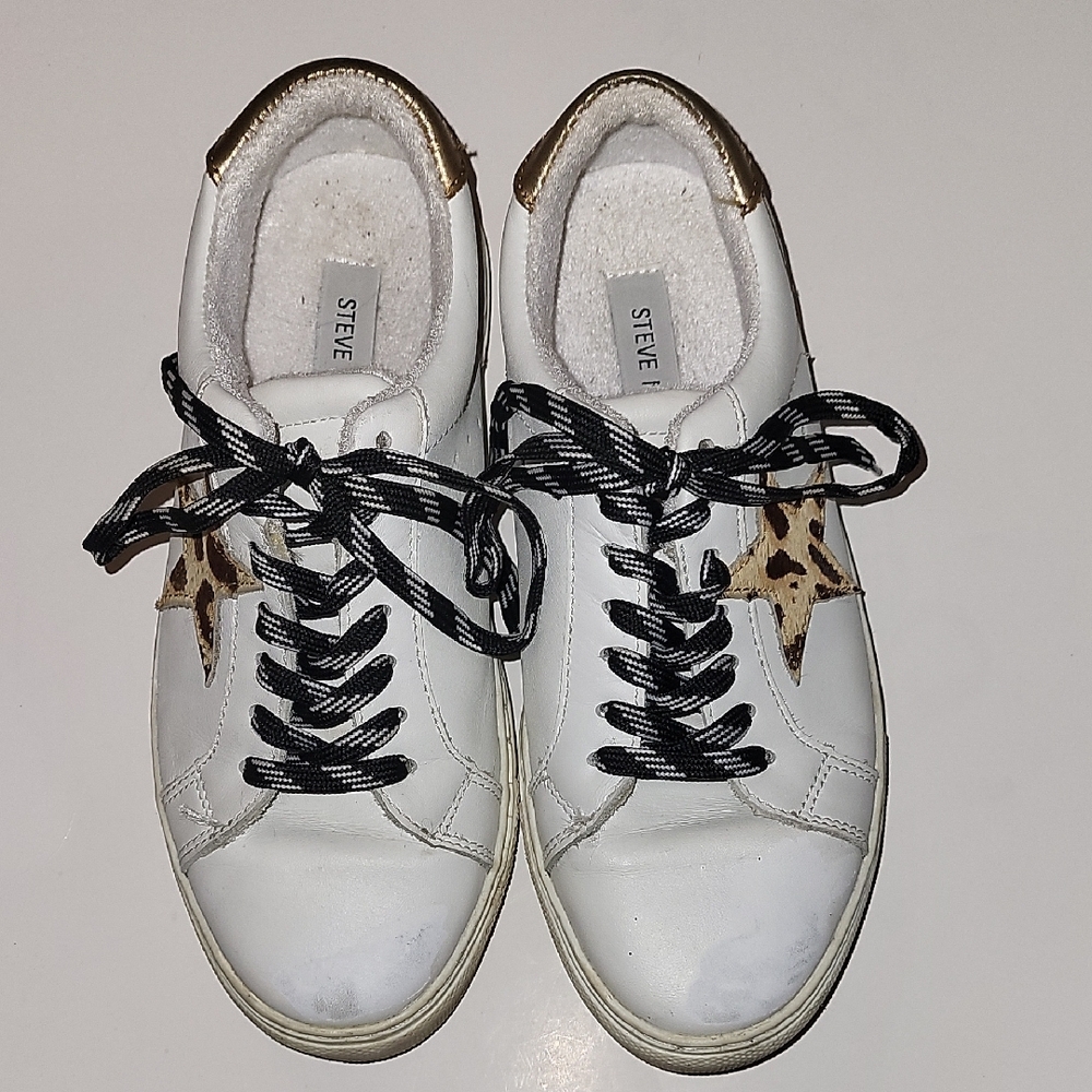 Steve Madden White and Gold Women's Sneakers